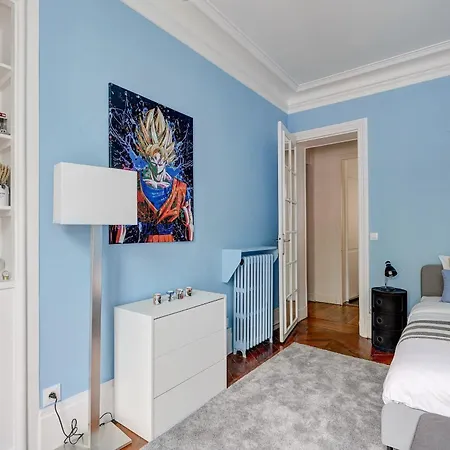 Eiffel Tower & Champ De Mars - 2br - Cityapartmentstay Párizs