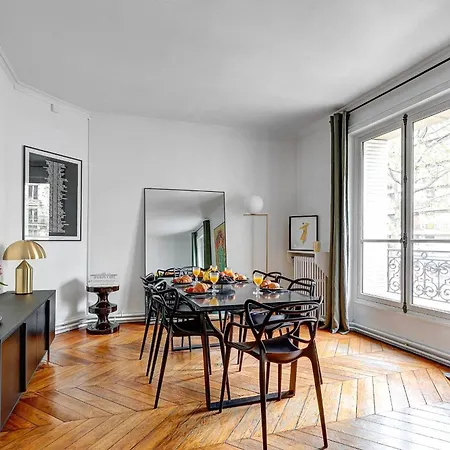 Apartman Eiffel Tower & Champ De Mars - 2br - Cityapartmentstay *