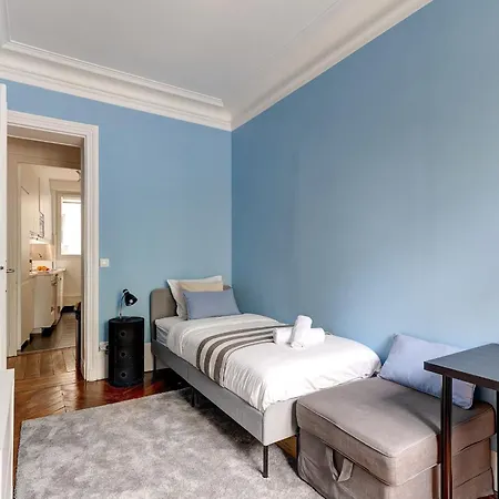 Eiffel Tower & Champ De Mars - 2br - Cityapartmentstay * Paris