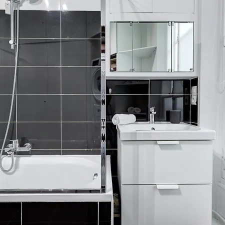 Eiffel Tower & Champ De Mars - 2br - Cityapartmentstay Lägenhet *