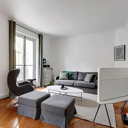 Eiffel Tower & Champ De Mars - 2br - Cityapartmentstay Lägenhet Paris